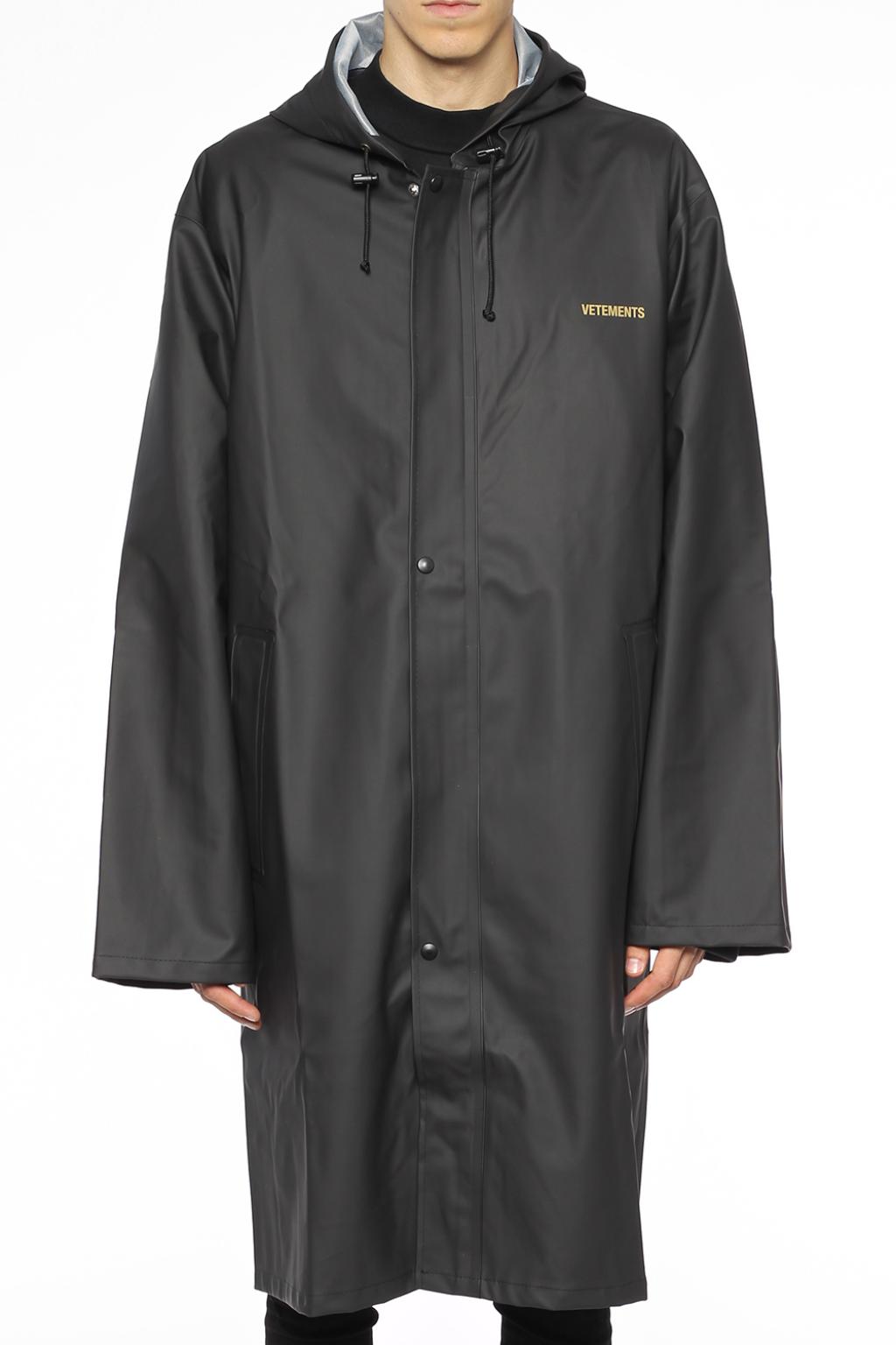 Raincoat with logo VETEMENTS - Vitkac Canada